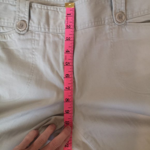 3/$20 Attyre New York crop pant - Picture 12 of 13